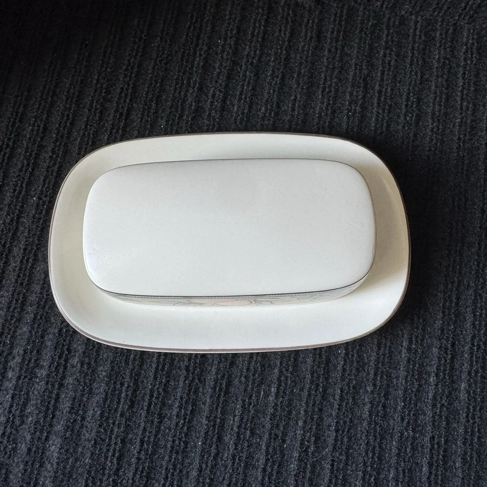 Mikasa Intaglio CAC29 Garden Harvest Butter Dish with Lid Vintage - Picture 2 of 6
